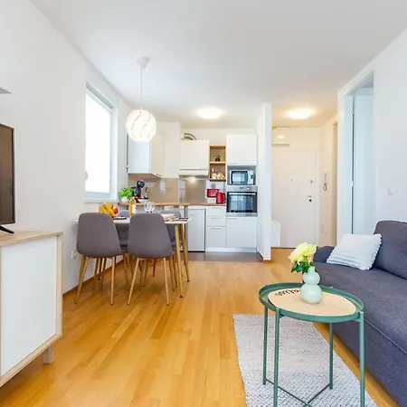 Vk-zadar W Balcony Apartmán *